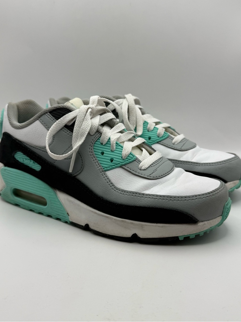 Nike Air Max 90 Size 7Y White Gray Black Turquoise Aqua Sneakers